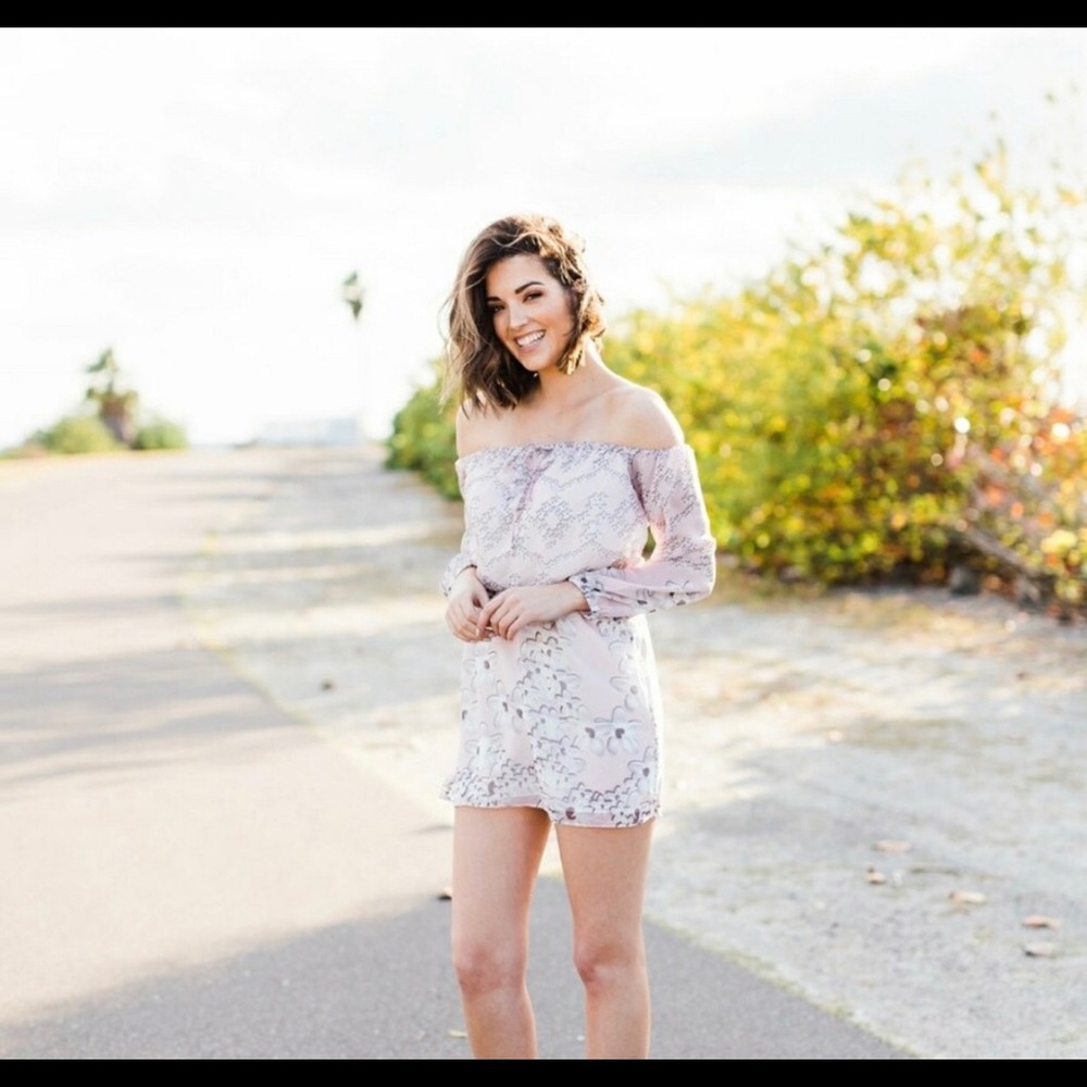 NWT Kittenish Off the Shoulder Zoe Dress